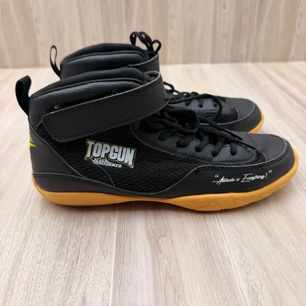 V-RO No Limit Cheer Shoes Womens 9 Black Yellow Excellent Top Gun All Stars - Image 3