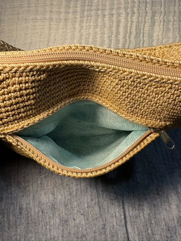 The Sak Woven Shoulder Bag in Tan - Image 9
