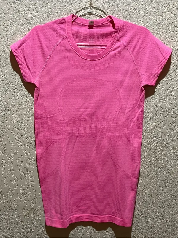 Lululemon Swiftly Tech Short-Sleeve Pink Top size 6 - Image 2