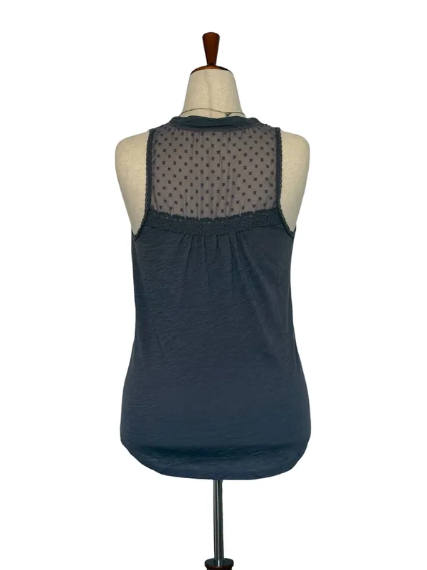 Meadow Rue Anthropologie Sz M Gray Sleeveless Blouse Crochet Lace Trim Cotton Top⁠ - Image 5