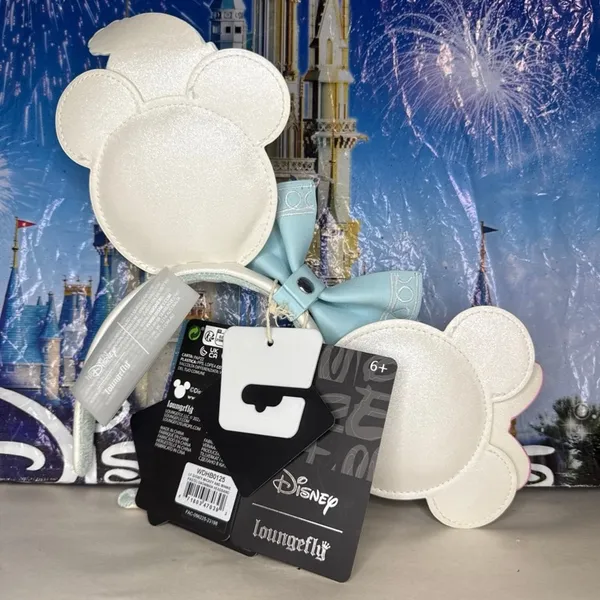 Disney parks x Loungefly Mickey & Minnie Mouse snowmen shaker snowglobe ears NWT - Image 4