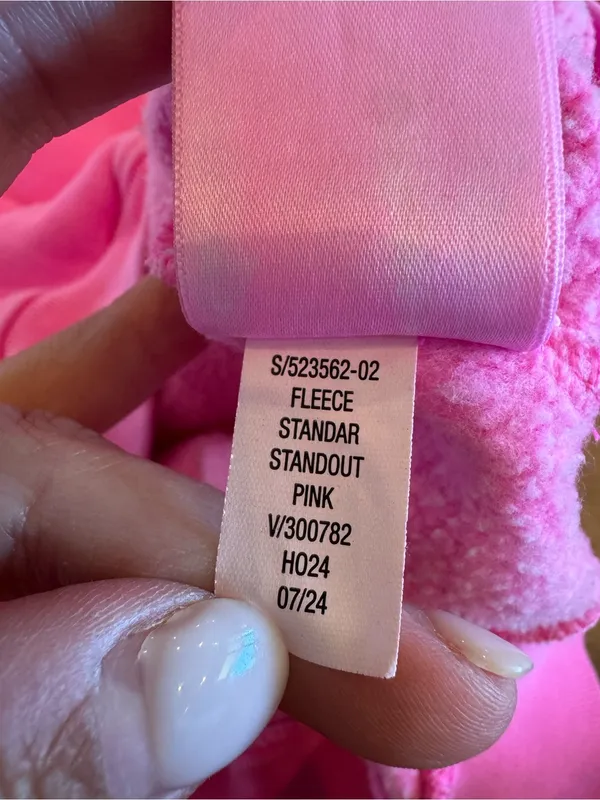GAP VintageSoft Hoodie SUGAR PLUM NEON PINK SIZE MEDIUM - Image 8