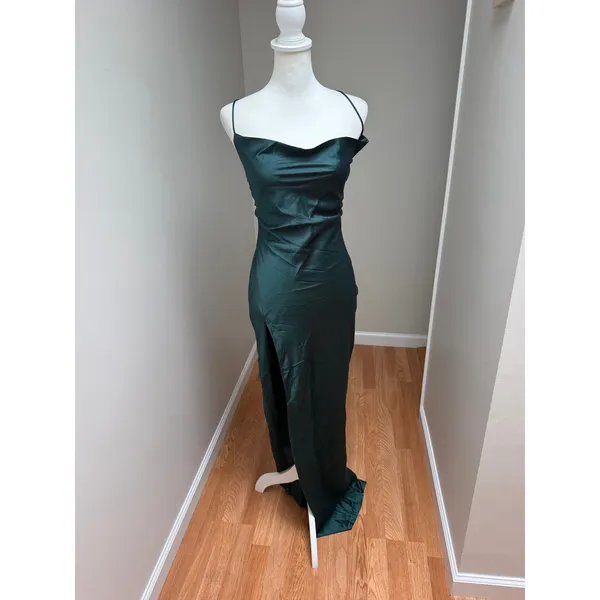 Babyboo Misha Maxi Dress Emerald Green NEW NWT Size Medium - Image 5