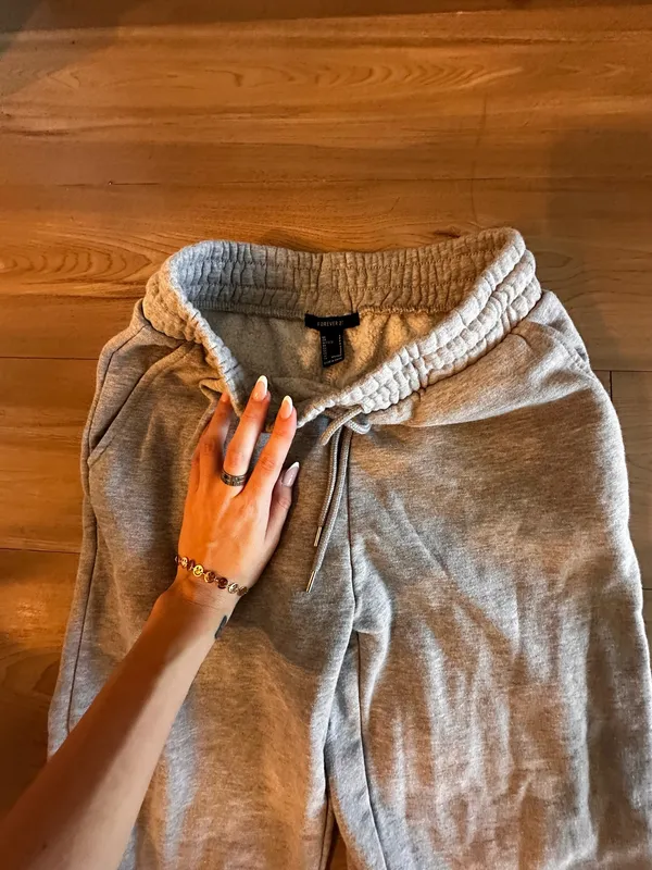 Forever 21 Sweatpants  - Image 4