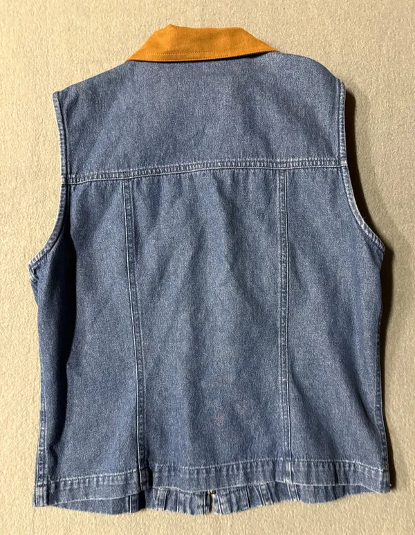Vintage Stonebridge women denim and suede vest in size petite - Image 2