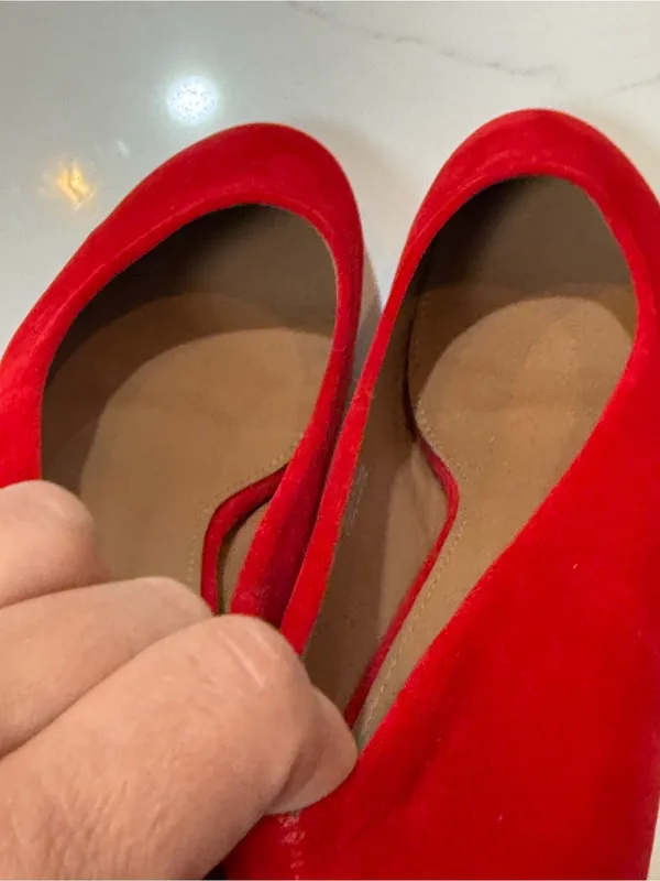 MAIERNISI JESSI Women's Classic Round Toe Pump Kitten Low Heel Velvet Red Shoes - Image 12