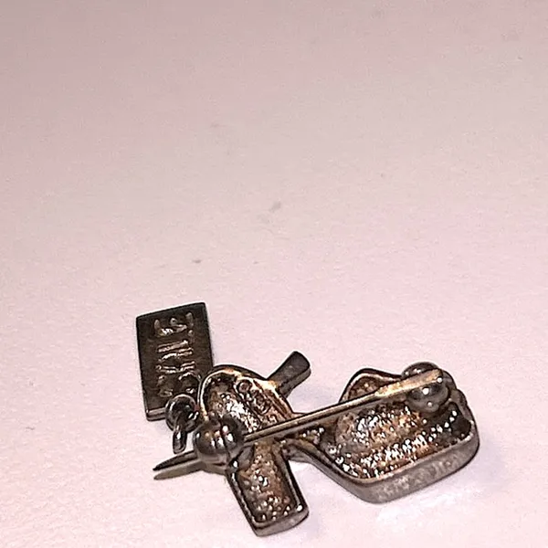 Mini silvertone platform shoe pin with SALE tag - Image 3