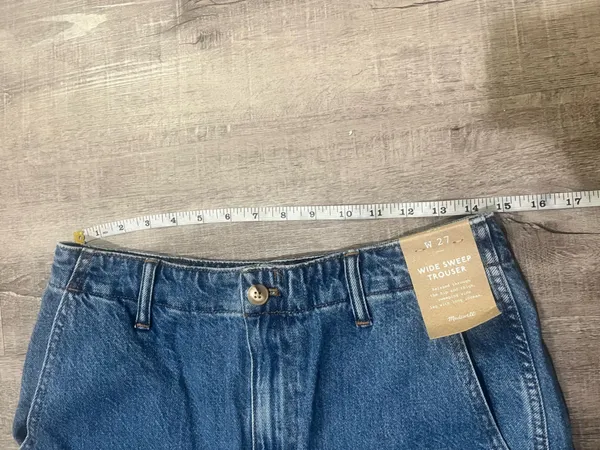 MADEWELL Wide Sweep Denim Trousers in Java Wash - Image 9