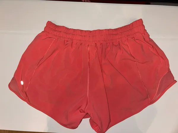 Lululemon Hotty Hot Shorts 4” - Image 3
