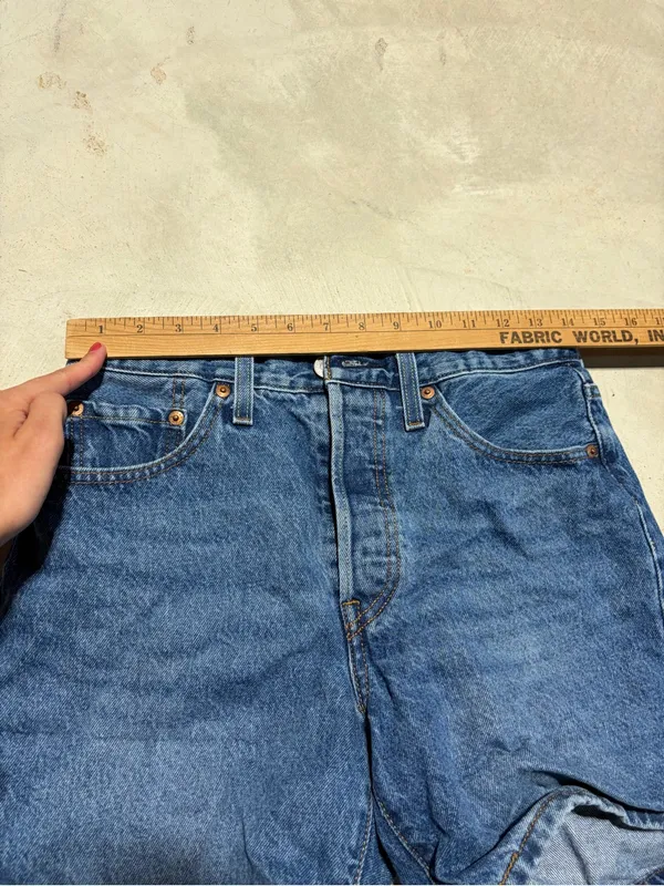 Levi’s 501 Denim button fly Shorts blue Jean 27 - Image 2