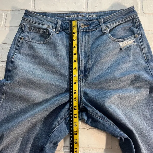 American Eagle Mom Jeans Womens 12 R Distressed‎ Light Blue Denim Casual - Image 3