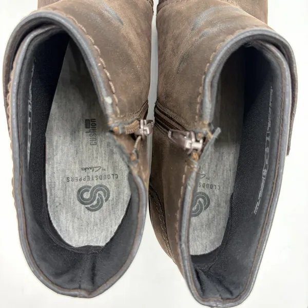 Clarks Cloudsteppers Womens 7.5 Caddell Rush Ankle Bootie Dark Brown Side Zip - Image 7