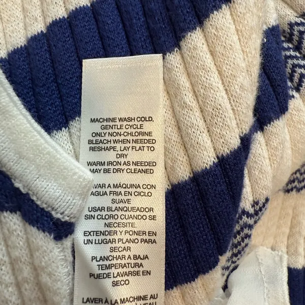 White House Black Market blue/white sleeveless sweater sz S - Image 6