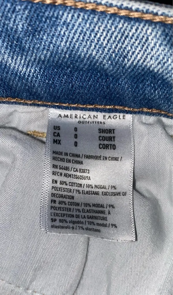 American Eagle Outfitters women’s heavy distressed ripped mom jean size - Image 12