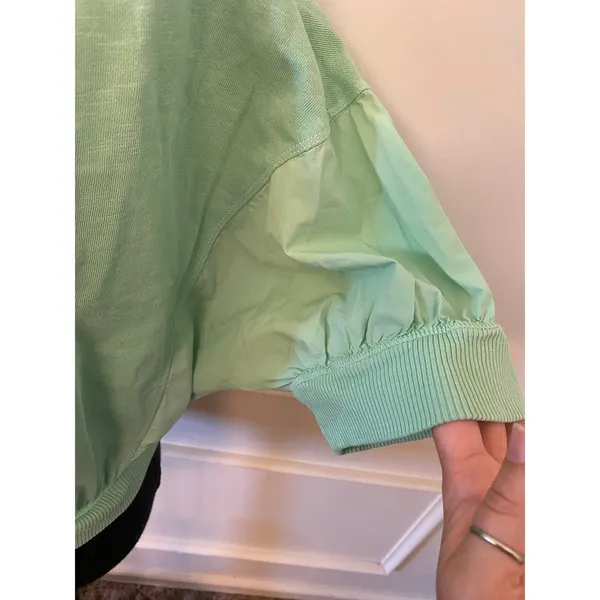 Anthropologie Pilcro Cropped Batwing Puff Sleeve Sweatshirt Top Cropped Panel - Image 4