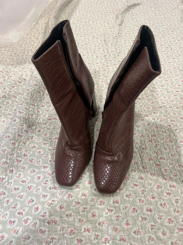 Women's Brown Croc-Embossed High Heel Ankle Boots - Image 2