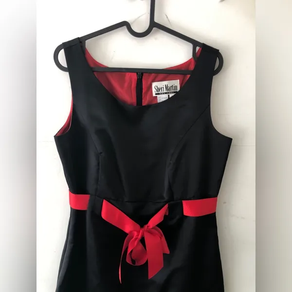Vintage Sherri Martin Black and Red Formal Dress 10 Large - Image 2