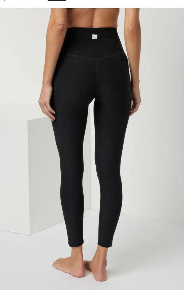 Vuori Leggings - Image 4