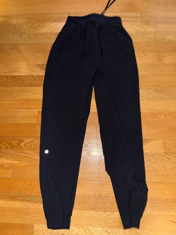License to Lululemon Train High-Rise Pants - Image 2
