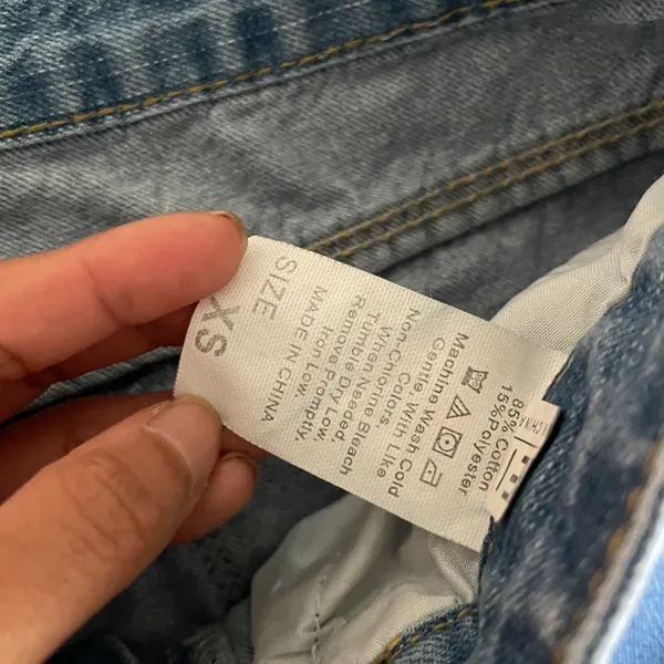 SheIn high waisted ripped Mom jeans - Image 10