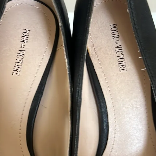 Pour la Victoire round toe black heels - Image 6