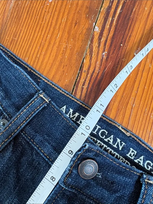 American Eagle Outfitters Dark Indigo Relaxed Vintage Hi-Rise Jeans Size 4 - Image 5