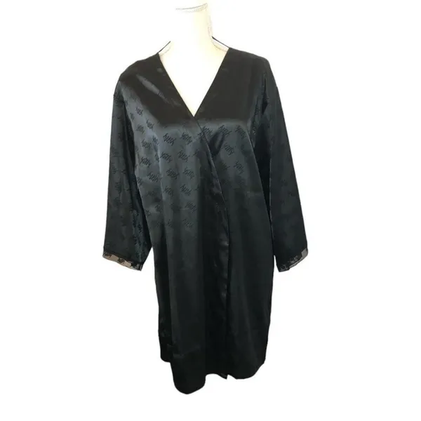 YITTY‎ Women's Satin Pretty Mini Robe Size Medium Iconic Black - Image 3
