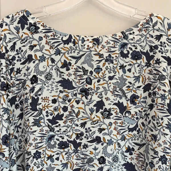 LOFT‎ Womens Blue White Floral Botanical Long Sleeve Blouse Keyhole Back Large - Image 9
