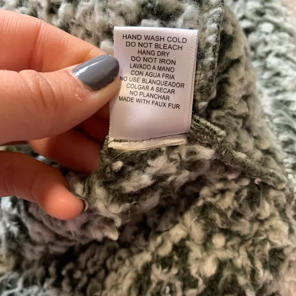 Love Tree Sherpa Jacket - Image 4