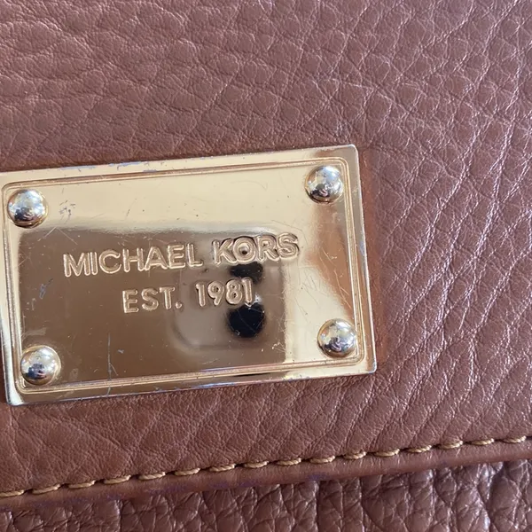Michael Kors small leather purse - Image 6