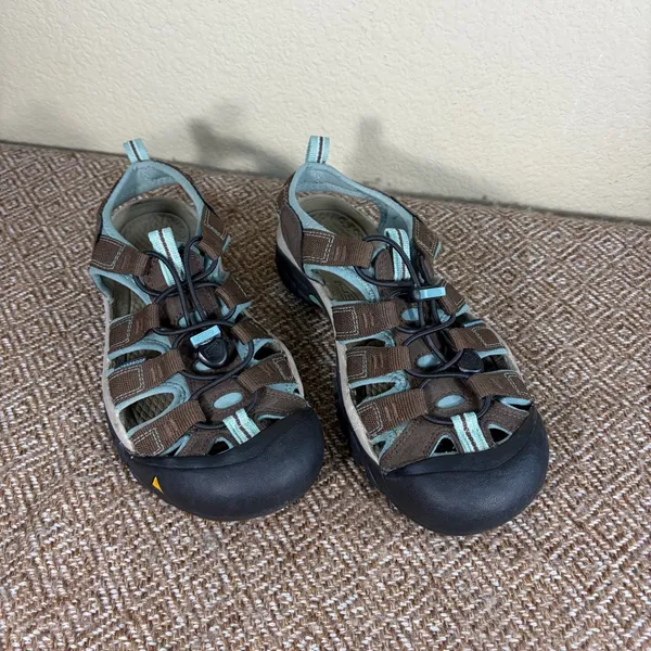 KEEN Women's Newport H2 closed toe hiking sandals in brown Sz 7 Water Gorpcore - Image 2