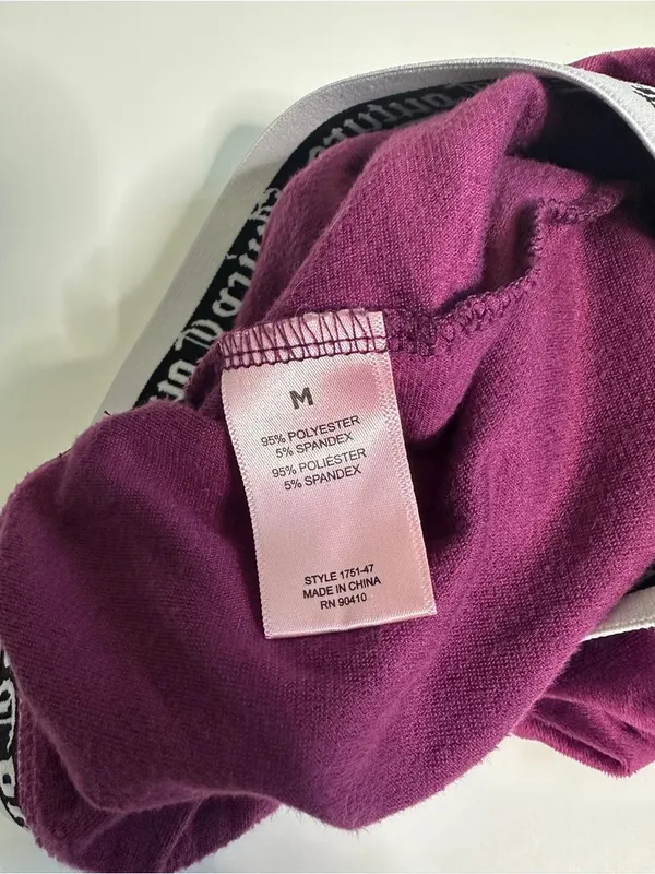 Juicy Couture Magenta Purple Velour Rhinestone Logo Sleep Shorts Size Medium - Image 4
