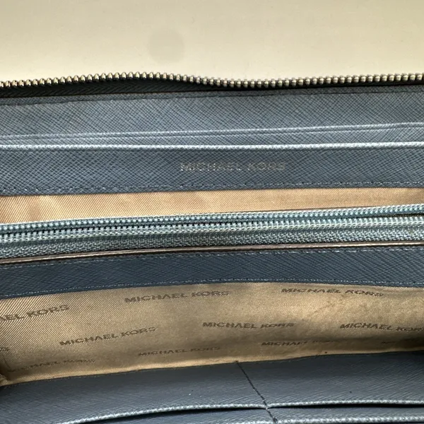 Michael Kors Jet Set Travel Zip Around Continental Wallet Blue Pebbled Leather - Image 8