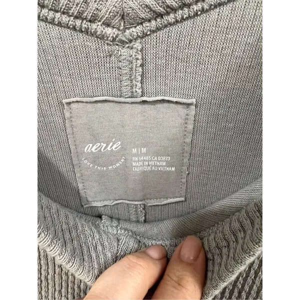Aerie Downtime V-Neck Sweatshirt sz M - Image 5