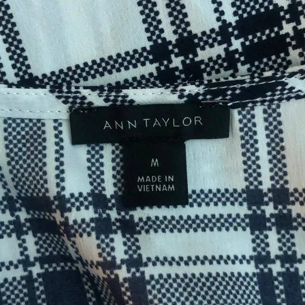 Ann Taylor size medium Checkered plaid Sleeveless Blouse - Image 5