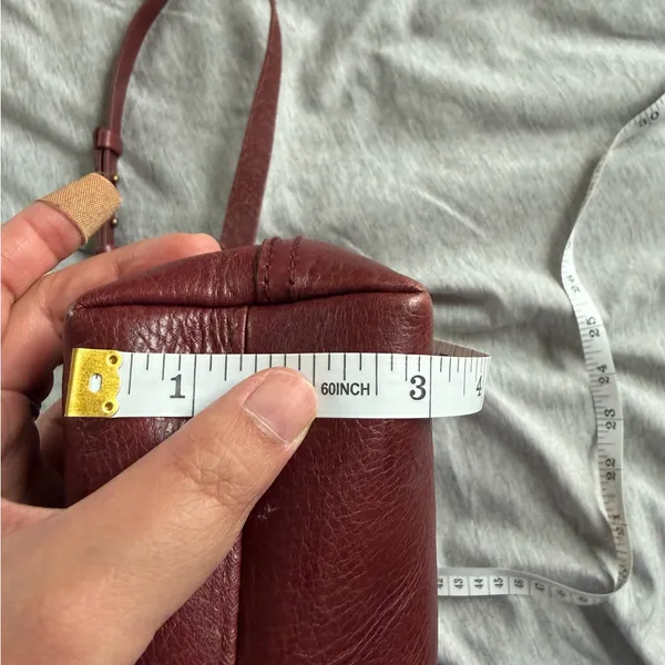 Madewell The Transport Crossbody in Dark Cabernet Leather Zip Closure Preppy - Image 14
