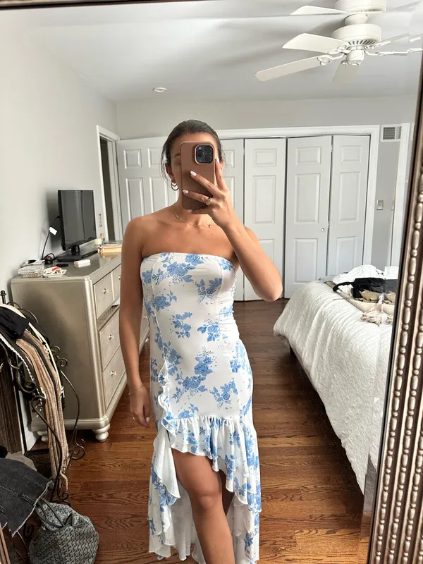 White with blue flower dress - Image 4