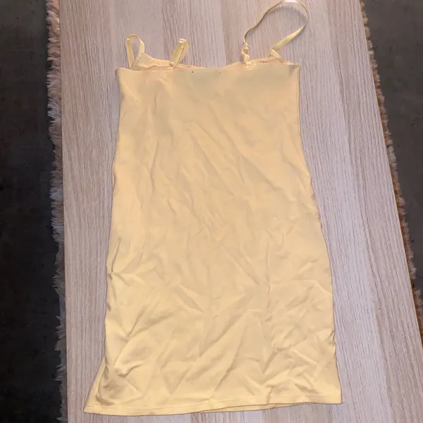 Womens Forever 21 pale yellow mini dress Very Stretchy Soft Size Small - Image 2