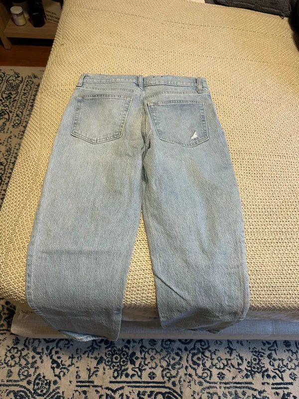 Gap Jeans - Image 4