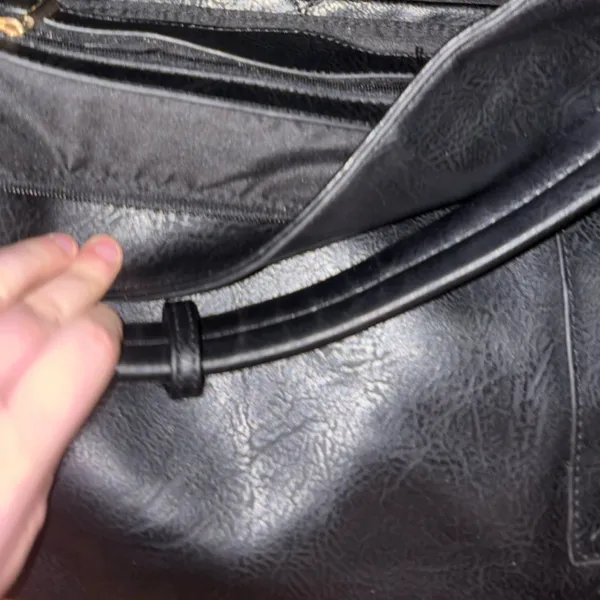 Elegant Black Leather Tote Bag - Image 3