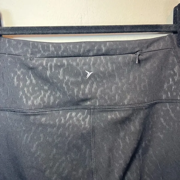 Old Navy Active Go-Dry Athletic Bike Shorts Black Cheetah Print Pocket Tie Large - Image 5