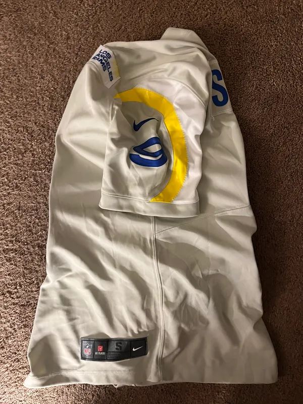NFL Rams Jersey - Image 5