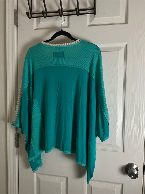 POL Bohemian Oversized Contrast Crochet Tunic Top – Teal & Cream – Size S - Image 9
