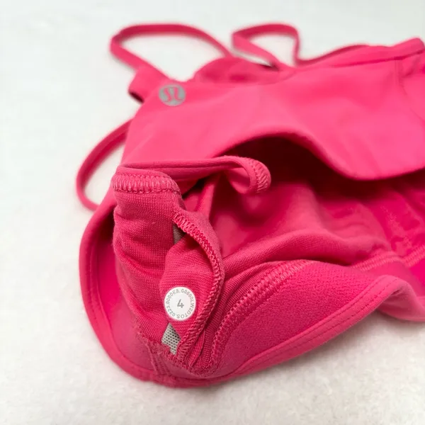 Lululemon Flow‎ Y Strappy Bra Nulu Light Support,Lip Gloss size 4 - Image 5