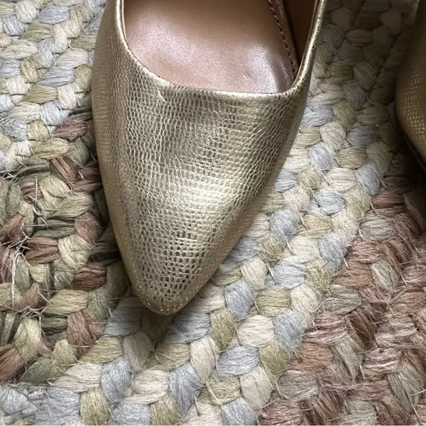 Calvin Klein Kirstin Gold 3 inch heels size 7 - Image 10