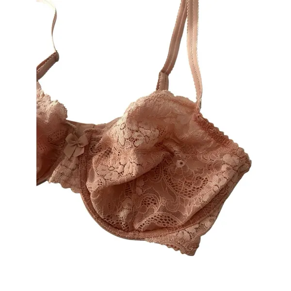 Victoria's Secret 36D Pink Sheer Lace Full Coverage Unlined Bra 2009 - No Wire - Image 2