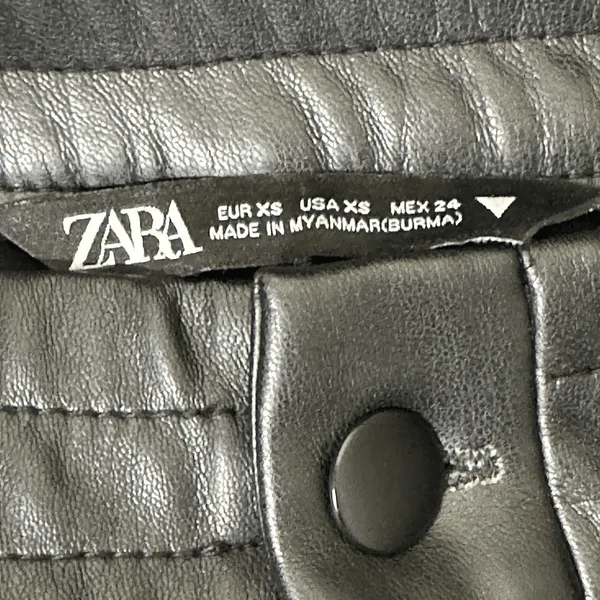 Zara Quilted Diamond Faux Leather Shorts Black Edgy High Rise Size XS - Image 5
