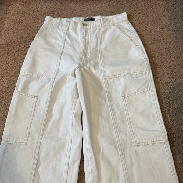 Abercrombie & Fitch White Cargo Style Pants - Image 2