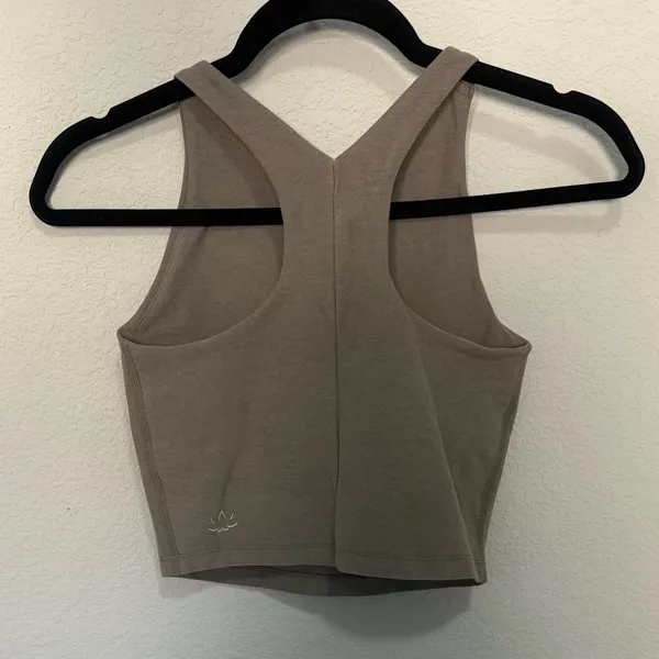 Beyond Yoga Spacedye Refocus Cropped Tank with Shelf Bra Birch Heather Beige XS - Image 5