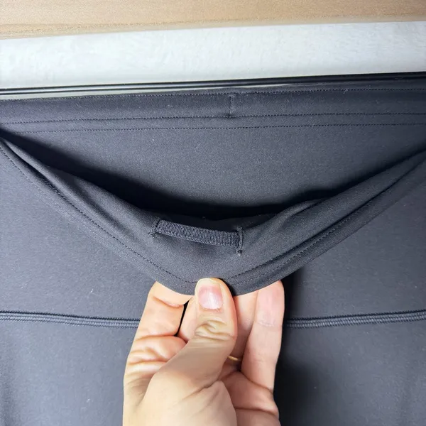 Lululemon Wunder Train 25” High-Rise Leggings Black Women's size 10 Yoga - Image 3